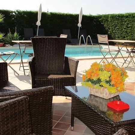 Bed & Breakfast La Corte Ferrara