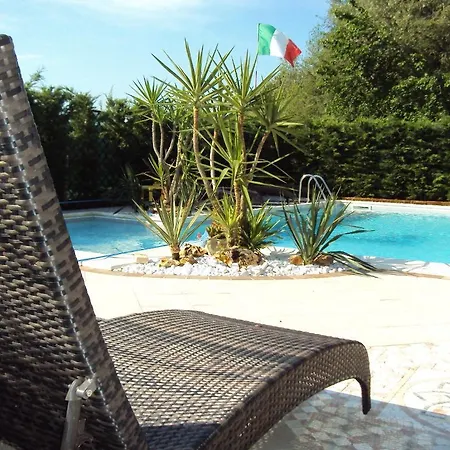 Bed & Breakfast La Corte Ferrara